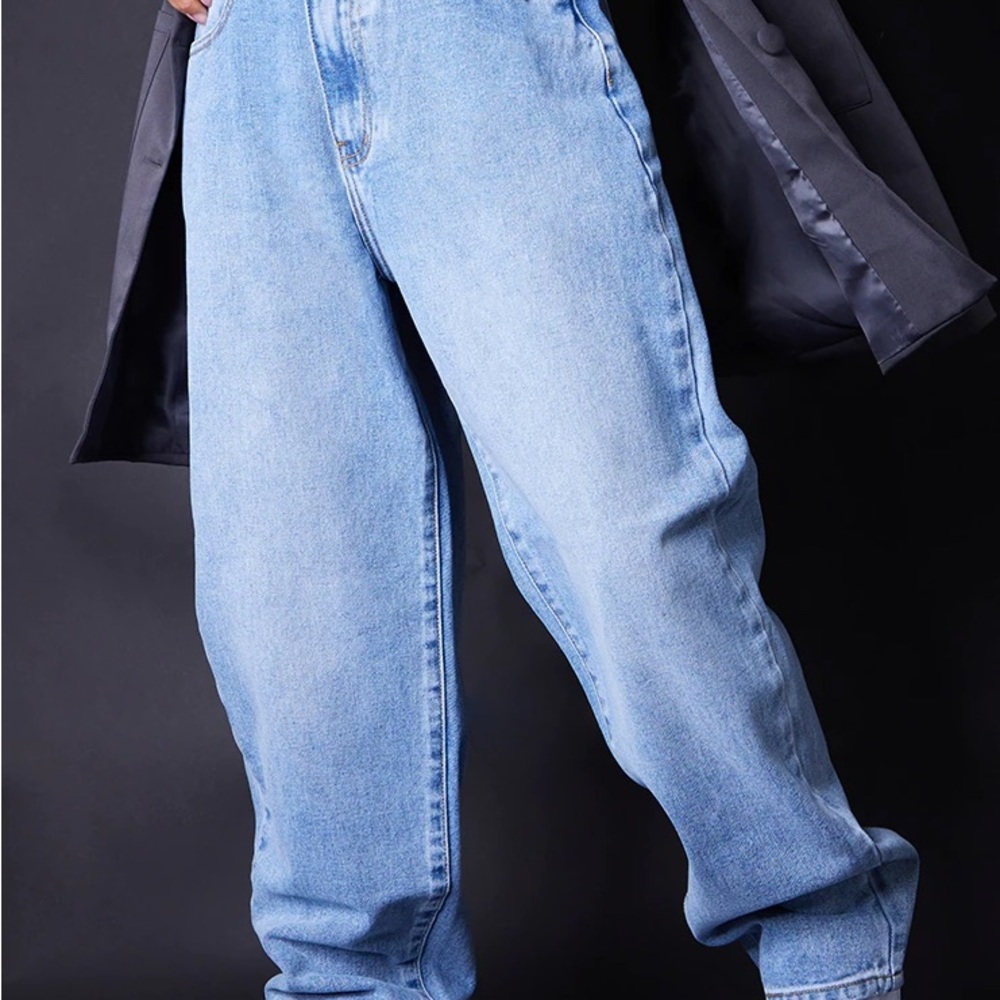 Pretty little things mom jeans